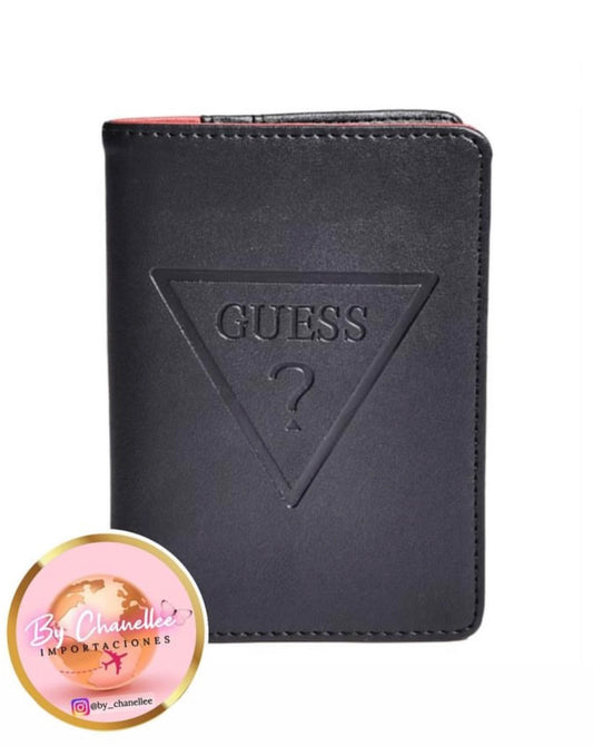 PORTA PASAPORTE GUESS